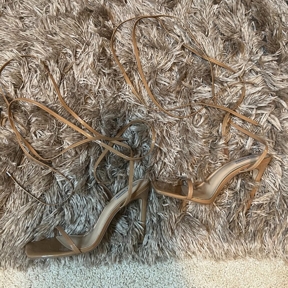 Steve Madden Flamin Ankle Wrap Strappy Heel Tan